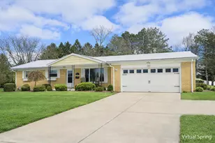 1112 Allison Rd, Bellefontaine, OH 43311 - Photo 1