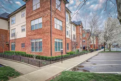 674 Park Street, Columbus, OH 43215 - Photo 1