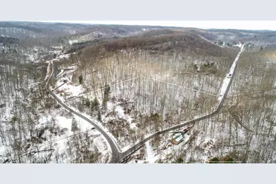 910 Beck Road SE, Lancaster, OH 43130 - Photo 1