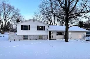 471 Mink St SW, Pataskala, OH 43062 - Photo 1