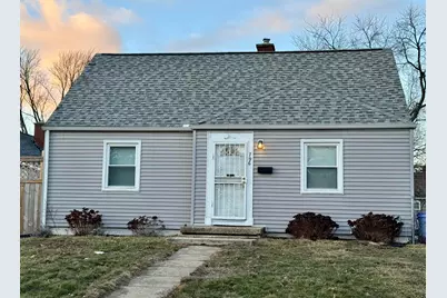 796 E Kenworth Road, Columbus, OH 43224 - Photo 1