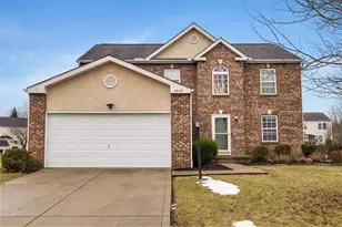 4040 Creekwood Dr, Lewis Center, OH 43035 - Photo 1