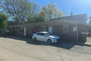 302 S Highland Ave, Columbus, OH 43223 - Photo 1