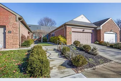 2158 Sandston Road, Columbus, OH 43220 - Photo 1