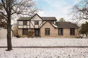 1603 Chippewa Ct, Grove City, OH 43123 - Photo 1