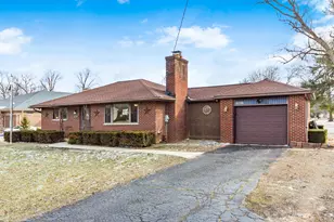 4256 Hoover Rd, Grove City, OH 43123 - Photo 1