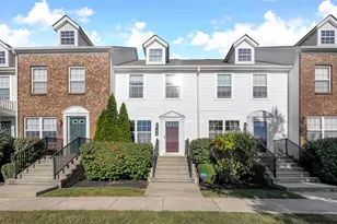 1010 Hartford Village Blvd, Columbus, OH 43228 - Photo 1