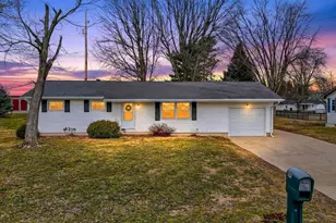 200 Meadow Dr, Circleville, OH 43113 - Photo 1