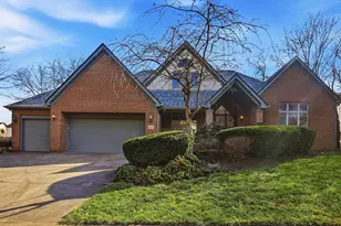 6035 Winnebago St, Grove City, OH 43123 - Photo 1