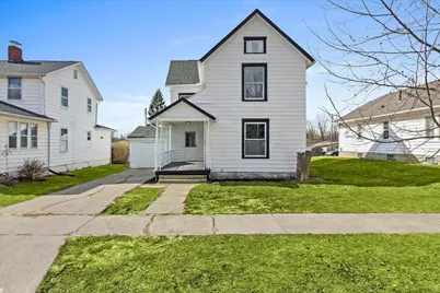 633 N Detroit Street, Bellefontaine, OH 43311 - Photo 1