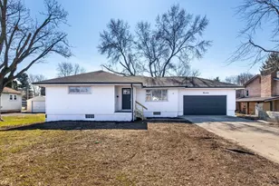 19 E Oak St, Canal Winchester, OH 43110 - Photo 1