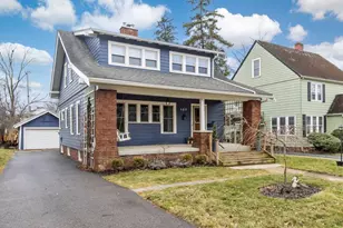 107 E Dunedin Rd, Columbus, OH 43214 - Photo 1