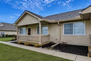 4363 Seahorse Ln, Groveport, OH 43125 - Photo 1