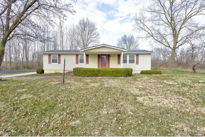 538 N Clayton Street, Centerburg, OH 43011 - Photo 1