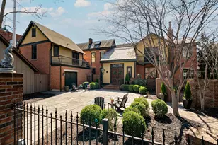 291 E Beck St, Columbus, OH 43206 - Photo 1