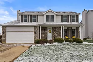 498 Beaverbrook Dr, Columbus, OH 43230 - Photo 1