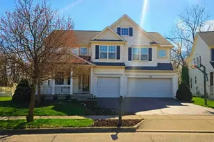 1102 Carnoustie Cir, Grove City, OH 43123 - Photo 1