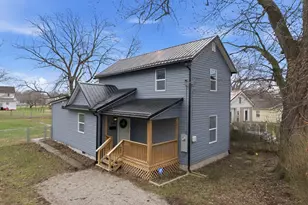 358 Nye St, Marion, OH 43302 - Photo 1