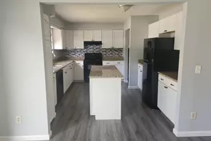 822 Ronson Ave, Columbus, OH 43230 - Photo 1