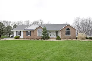 13270 Rolling Hills Ct, Mount Vernon, OH 43050 - Photo 1