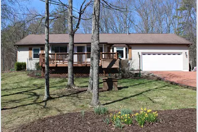 870 Iroquois Court #A, Sugar Grove, OH 43155 - Photo 1