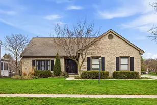 4674 Coolbrook Dr, Hilliard, OH 43026 - Photo 1