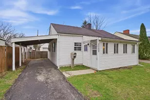 2752 Azelda St, Columbus, OH 43211 - Photo 1