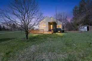 3060 Wayne Ridge Rd, Zanesville, OH 43701 - Photo 1
