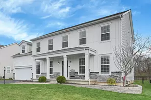 636 Kelburn Ln, Pickerington, OH 43147 - Photo 1