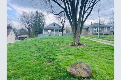 1055 Hart Road, Columbus, OH 43223 - Photo 1