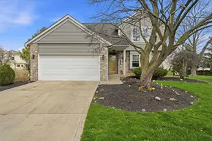 5700 Brook Hollow Dr, Hilliard, OH 43026 - Photo 1