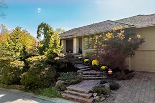 5794 St Anns Ct, Dublin, OH 43017 - Photo 1