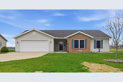1331 E Beal Avenue, Bucyrus, OH 44820 - Photo 1