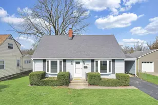 389 Deerfield Rd, Columbus, OH 43228 - Photo 1