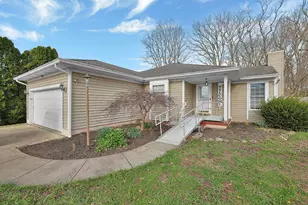 1177 Coventry Cir, Lancaster, OH 43130 - Photo 1