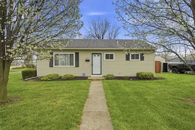 437 Madison Drive N, West Jefferson, OH 43162 - Photo 1