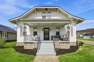 293 Elm St, Duncan Falls, OH 43734 - Photo 1