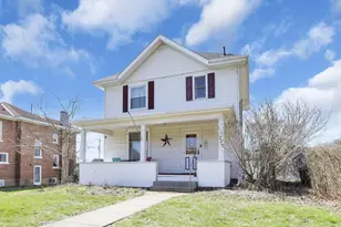723 N 16th St, Cambridge, OH 43725 - Photo 1