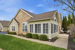 5283 Hayden Woods Ln, Hilliard, OH 43026 - Photo 1