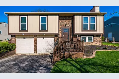 2152 Camelback Drive, Columbus, OH 43228 - Photo 1