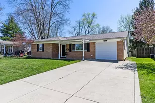 415 Denwood Dr S, Gahanna, OH 43230 - Photo 1
