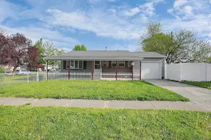 3978 Hillman Rd W, Columbus, OH 43207 - Photo 1
