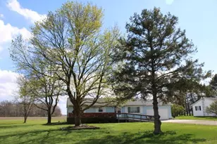 765 Wolfinger Rd, Marion, OH 43302 - Photo 1