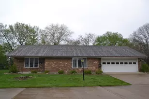 1031 Armsgate Rd, Springfield, OH 45503 - Photo 1