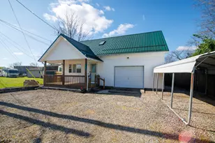 581 E Main St, Circleville, OH 43113 - Photo 1