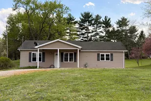 1289 Rainbow Dr NE, Lancaster, OH 43130 - Photo 1