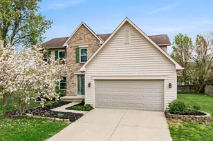 6222 Buckeye Pkwy, Grove City, OH 43123 - Photo 1