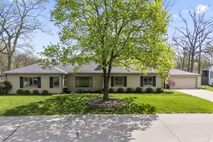 2701 Woodley Rd, Columbus, OH 43231 - Photo 1