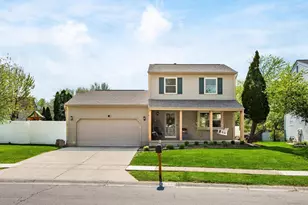781 Ashford Glen Dr, Columbus, OH 43230 - Photo 1