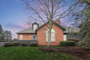 2560 Trotterslane Dr, Columbus, OH 43235 - Photo 1